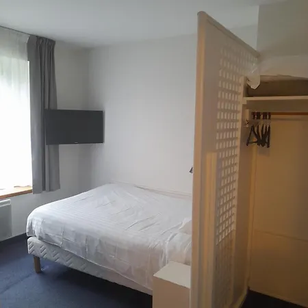 Logis La Valette 3* Сессон-Севинье